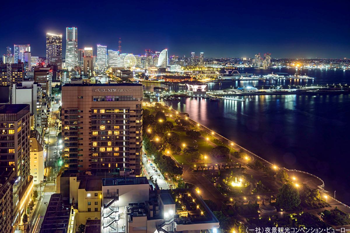 横浜マリンタワー