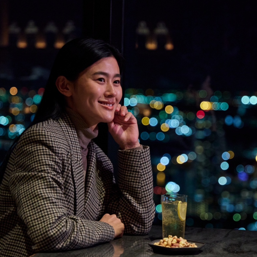 sky lounge cafe & bar mequ 住所｜神奈川県横浜市神奈川区鶴屋町1丁目41番地 THE YOKOHAMA FRONT 42F