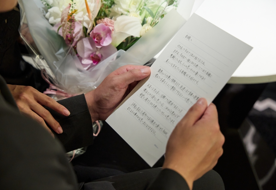 手紙に綴った想いが花束になる