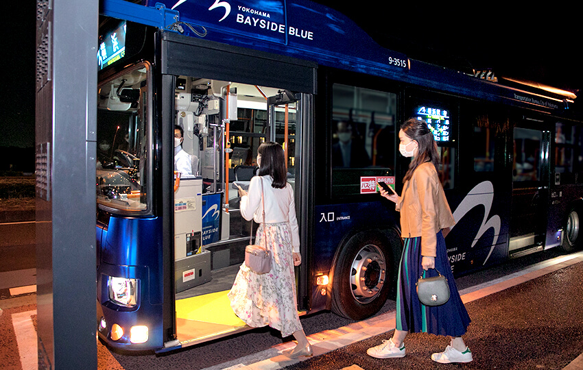 赤レンガ倉庫前から横浜駅へ直行