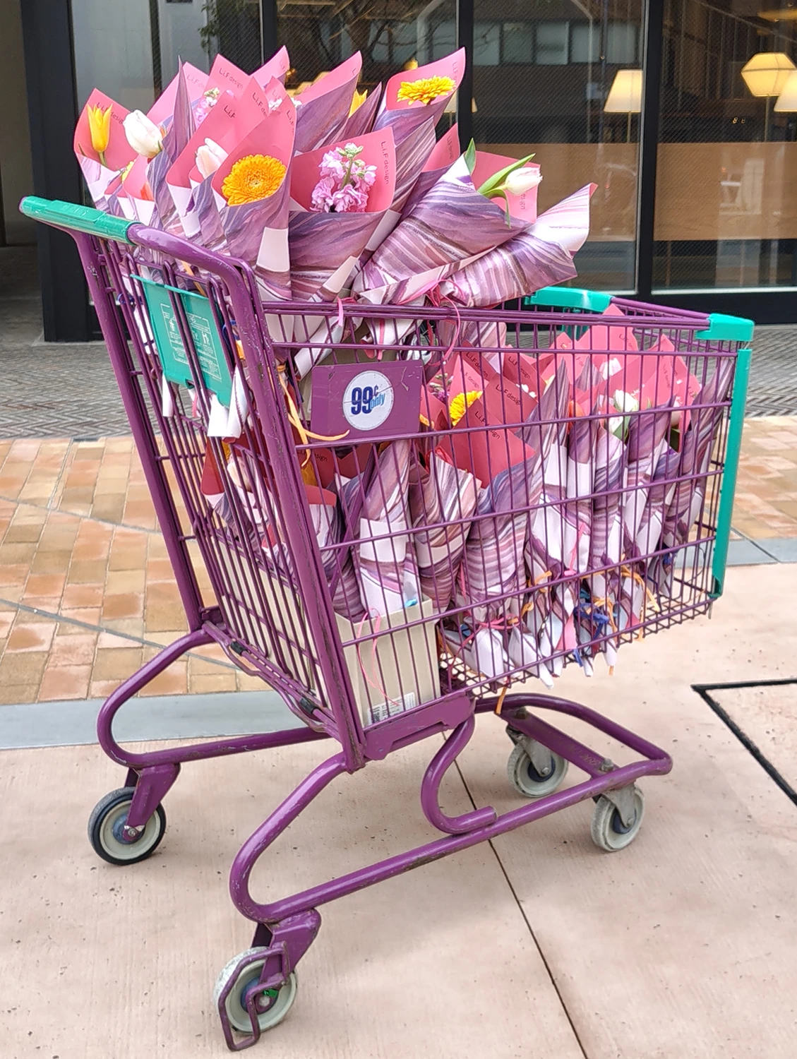 L.i.F design ＠BASEGATE横浜関内