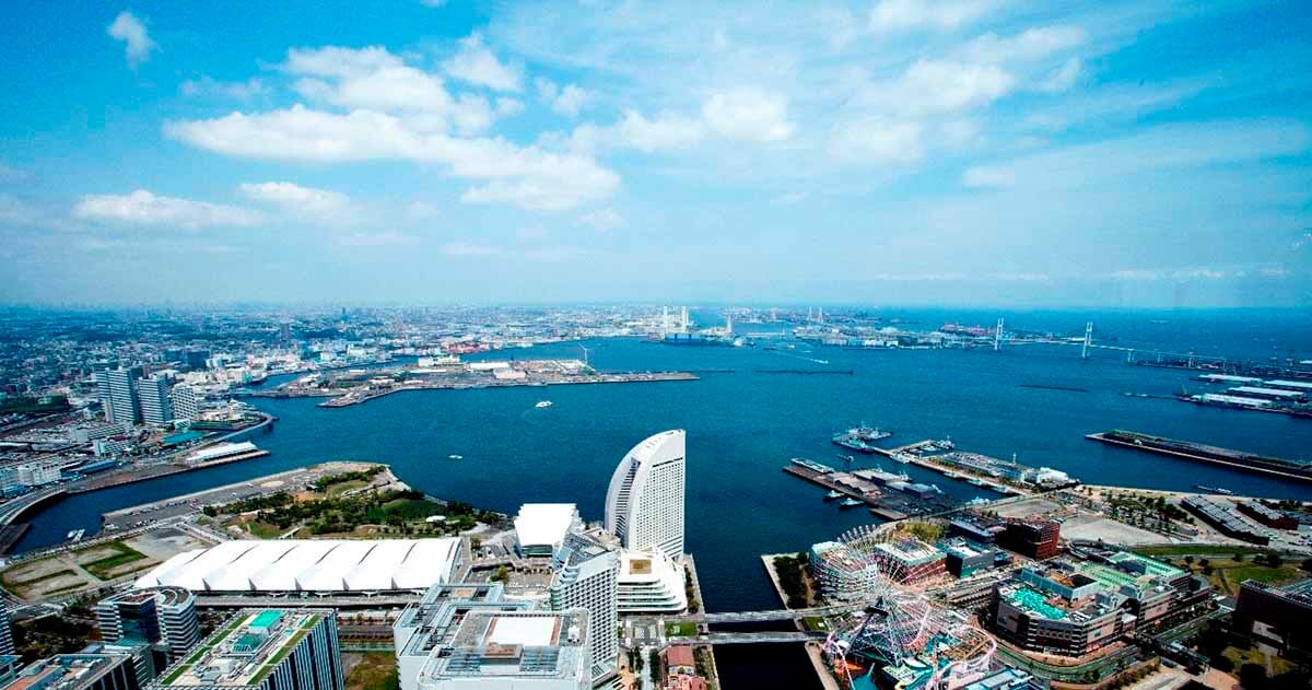 横浜ランドマークタワー 69階展望フロア「スカイガーデン」ペアチケット