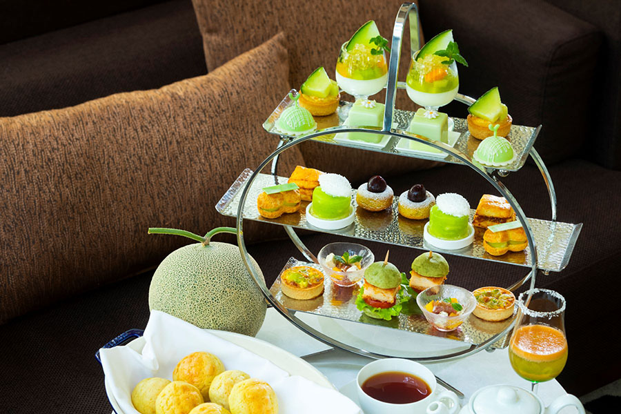 ハイアット リージェンシー 横浜「ザ・ユニオンバー＆ラウンジ」『クリスタルシャンデリアを囲むバーラウンジで楽しむアフタヌーンティー』