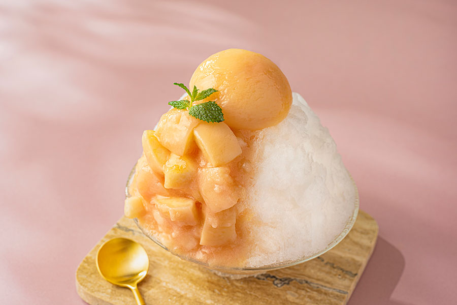 横浜ベイシェラトンホテル＆タワーズ ラウンジ「シーウインド」／プレミアムかき氷「ピーチ」