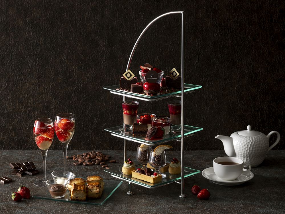 ヨコハマ グランド インターコンチネンタル ホテル「いちごとチョコレートのアフタヌーンティー with VANILLABEANS」
