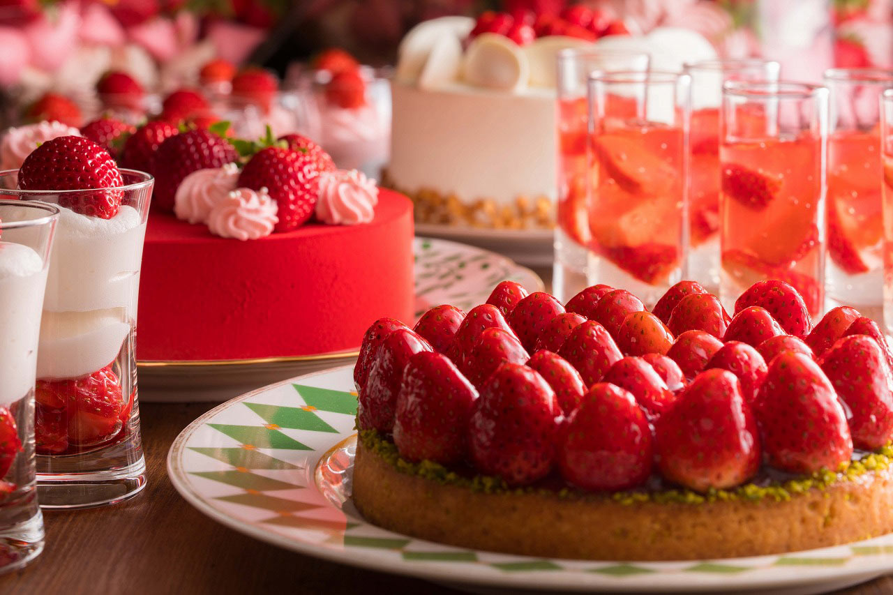 横浜ベイホテル東急「デザートブッフェ「いちごジャーニー」」