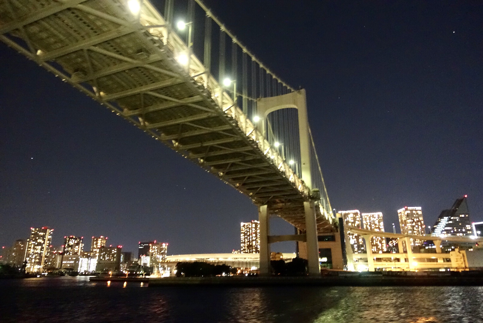 横浜ベイブリッジ